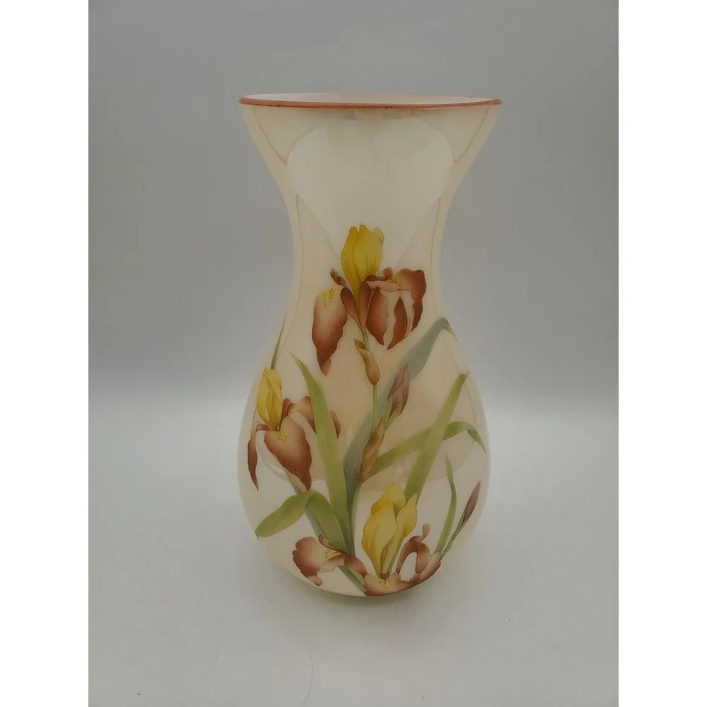 Vtg Cambridge Cased Glass Iris Vase 9